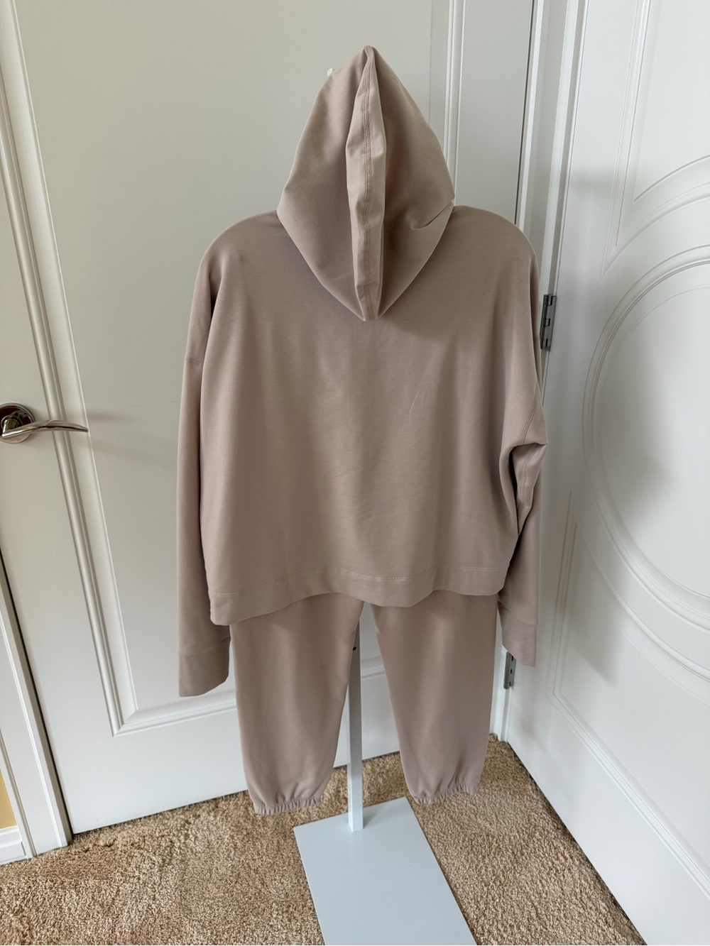 Vuori Neutral Beige / Blush Hooded Sweatshirt & Jogger Set - Picture 2 of 6